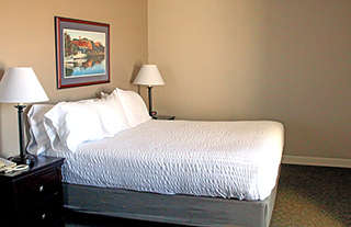 Master_Suite_bedroom.jpg